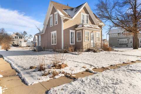 102 S Linn Street, Roland, IA 50236