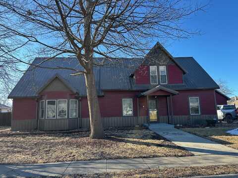 708 W Fremont Street, Winterset, IA 50273