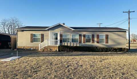 821 E A St, Watonga, OK 73772