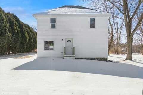 W2451 ROOSEVELT RD, OCONOMOWOC, WI 53066