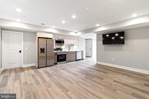 520 N 37TH STREET, PHILADELPHIA, PA 19104