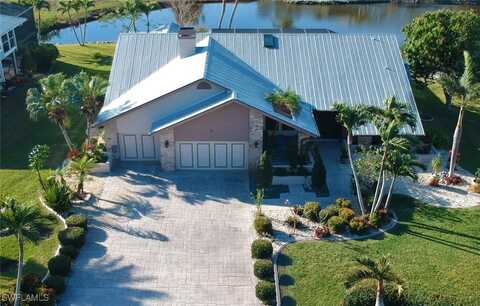 7747 Grande Pine Road, Bokeelia, FL 33922