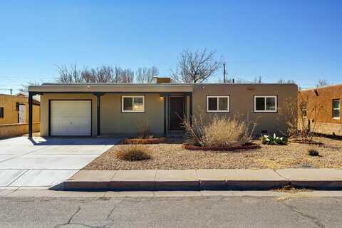 2420 IRIS Road NW, Albuquerque, NM 87104