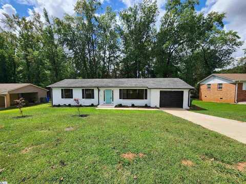 104 SHADECREST Drive, Mauldin, SC 29662