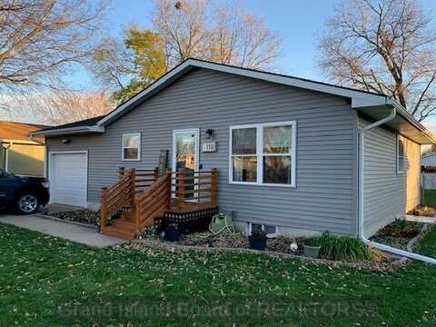 110 E G St, Hastings, NE 68901