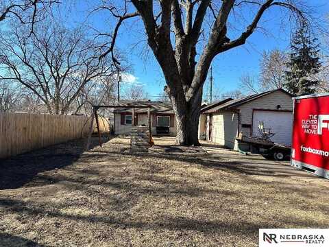 2506 Washington Street, Bellevue, NE 68005