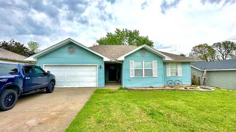 414 Barnard Avenue, Rogersville, MO 65742