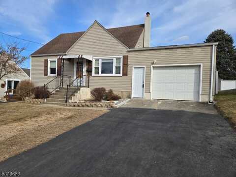 133 Elmhurst Dr, Phillipsburg, NJ 08865