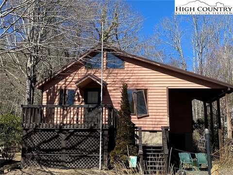 208 Meadow Loop, Newland, NC 28657