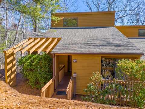 84 Emerald Ridge Road, Sapphire, NC 28774