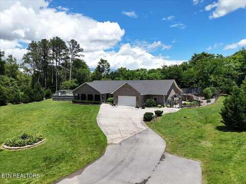 846 & 845 Quietlands Drive, Maryville, TN 37801