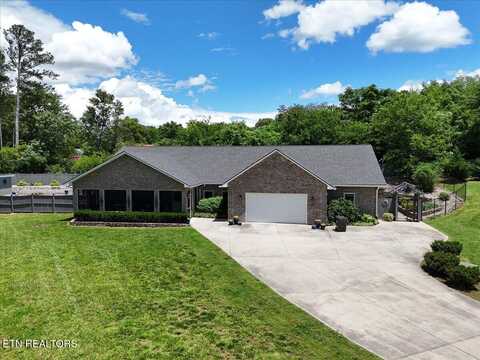846 Quietlands Drive, Maryville, TN 37801