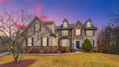 5702 Belmont Circle, Macungie, PA 18106