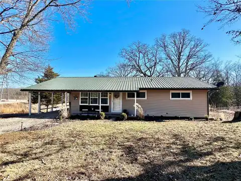 15950 Hardin Lane, Saint Robert, MO 65584