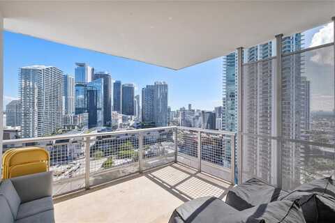 350 S Miami Ave, Miami, FL 33130
