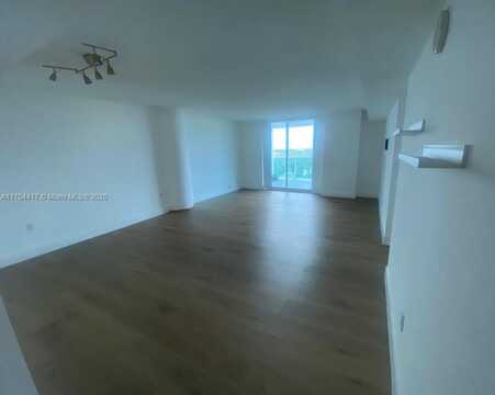 2101 Brickell Ave, Miami, FL 33129