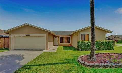 9957 NW 52nd St, Sunrise, FL 33351