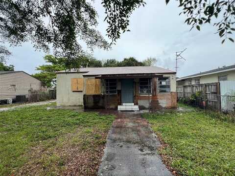 1330 Dunad Ave, Opa Locka, FL 33054