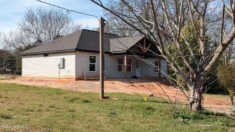 109 N Barnett Street, Poplarville, MS 39470