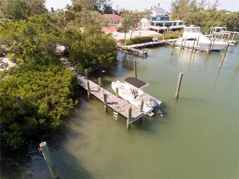 120 GASPARILLA WAY, BOCA GRANDE, FL 33921