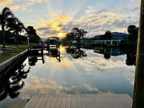 18393 HOTTELET CIRCLE, PORT CHARLOTTE, FL 33948