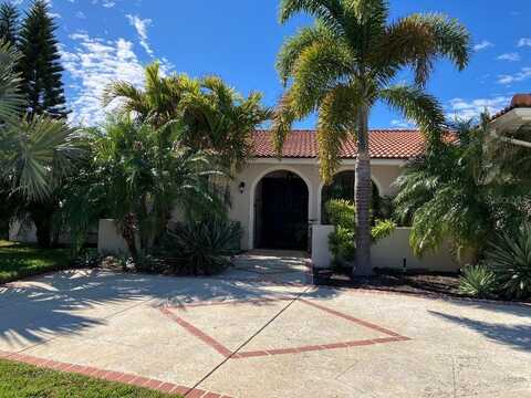 4903 FORECASTLE DRIVE, NEW PORT RICHEY, FL 34652