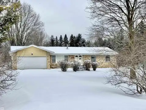 6770 Trumble, Saint Clair, MI 48079