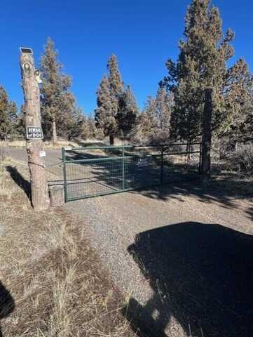 6021 S E Goble Road, Prineville, OR 97754