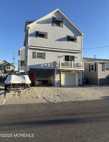 304 Sixth Avenue, Ortley Beach, NJ 08751