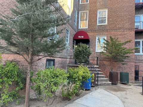 79-16 Main St, Kew Gardens, NY 11367