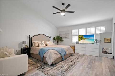 860 Meadowland, NAPLES, FL 34108