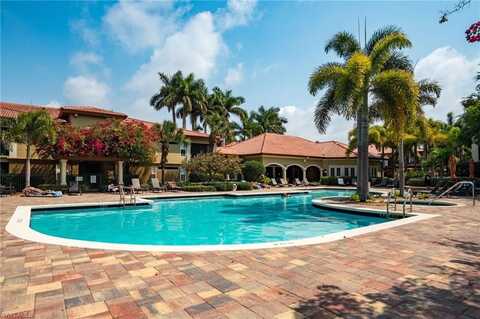 8870 Colonnades, BONITA SPRINGS, FL 34135