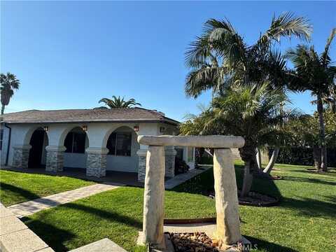 725 W 20th Street, Costa Mesa, CA 92627