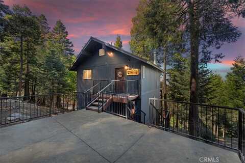 24655 Altdorf Drive, Crestline, CA 92325