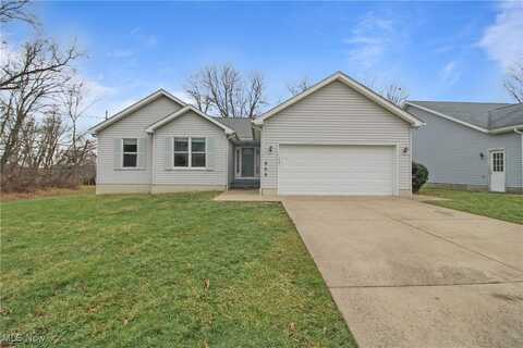 805 Johnny K Boulevard, Hubbard, OH 44425