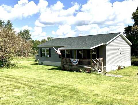 9 Farm View Road, Hyde Park, VT 05655