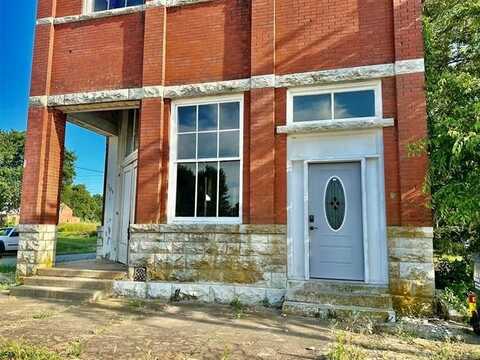 301 W Main Street, Roff, OK 74865