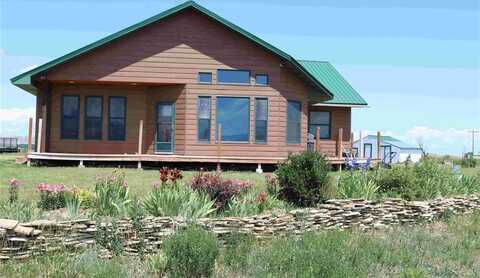 1876 Lane 9, Powell, WY 82435
