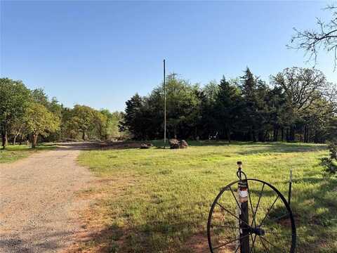 8494 W Simpson Road, Edmond, OK 73025