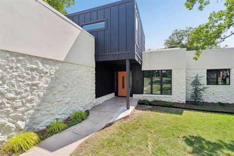 2009 Cedar Ridge Road, Edmond, OK 73013