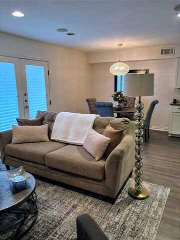 2722 Knight Street, Dallas, TX 75219