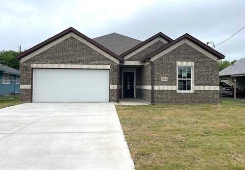 304 Avenue D, Ennis, TX 75119