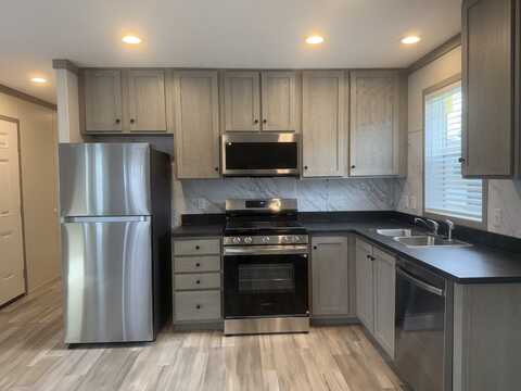 3219 Birch, Kalamazoo, MI 49004