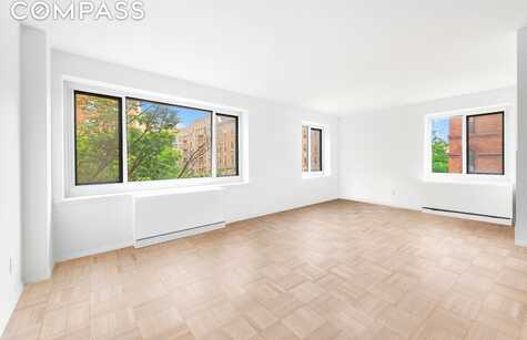 100 West 89th Street, New York, NY 10024