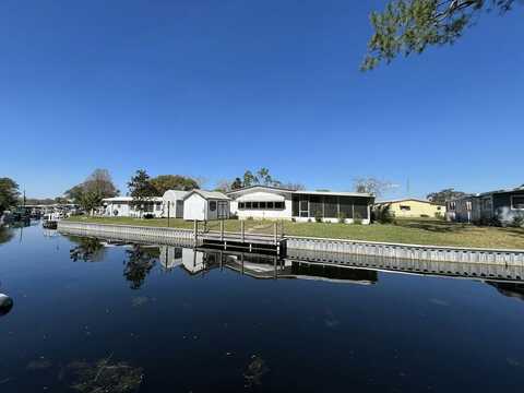 106 Pine Tree Drive, Leesburg, FL 34788