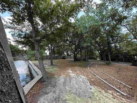 307 Katie St, Milton, FL 32583