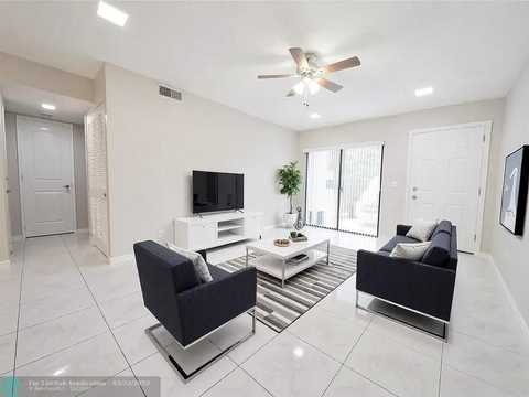 3256 NW 104th Ave, Coral Springs, FL 33065