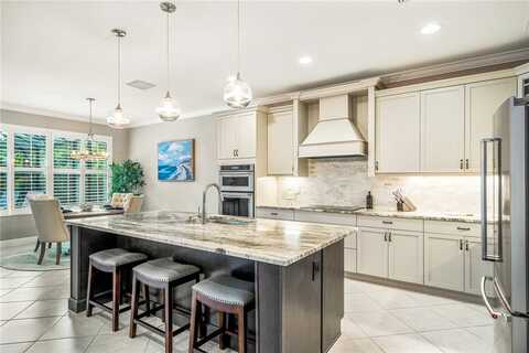 7245 33rd Square, Vero Beach, FL 32967