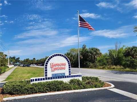6041 SE Landing Way, Stuart, FL 34997