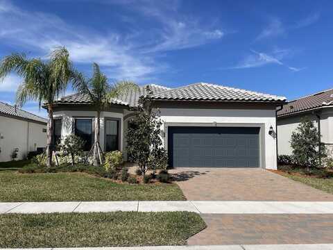 420 SE Donnell Street, Port Saint Lucie, FL 34984